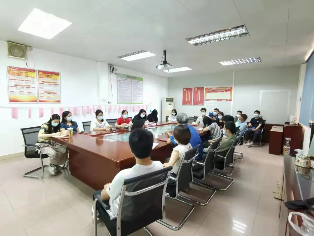 ������ӭ���� ѧ��ʷ����������������֧����չ��ʷѧϰ����ϵ�л�߲�����̸��