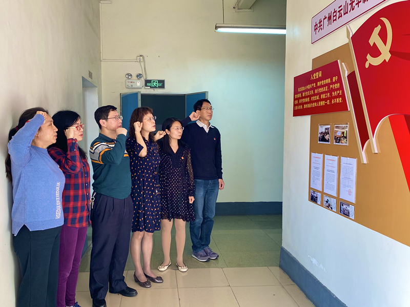 维多利亚老品牌vic(集团)官方网站