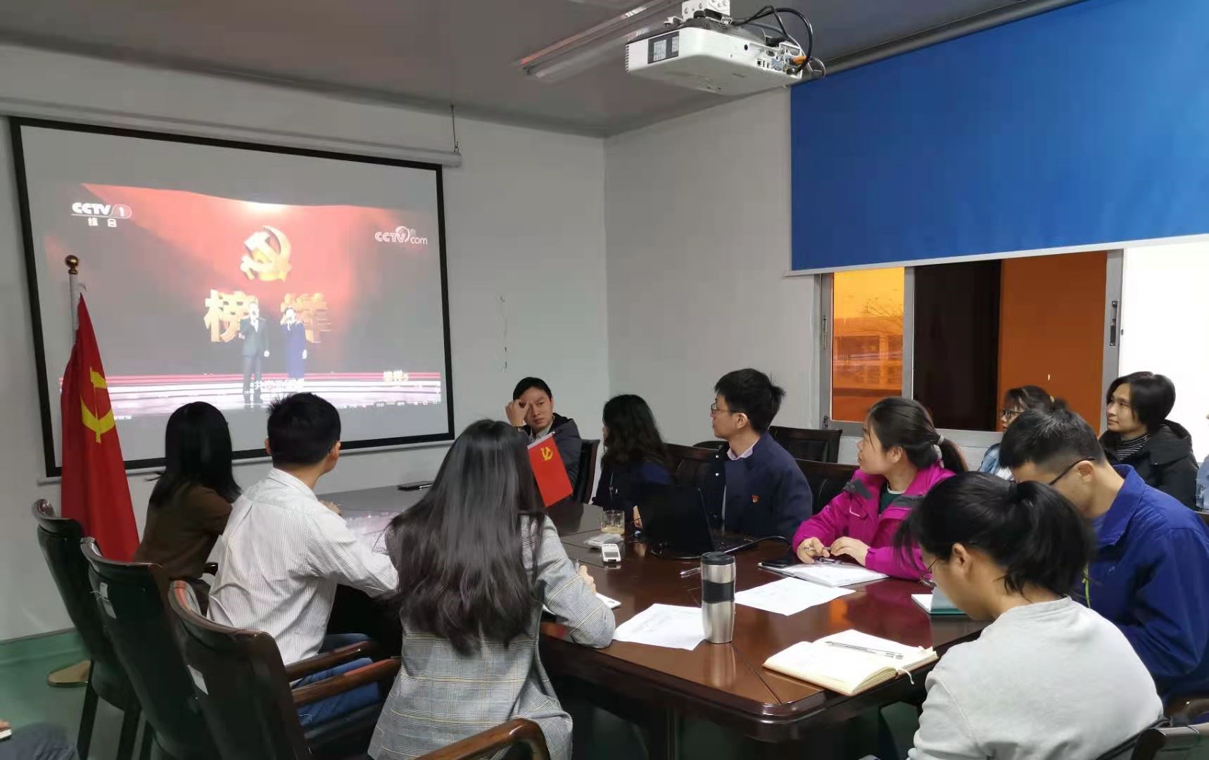 维多利亚老品牌vic(集团)官方网站