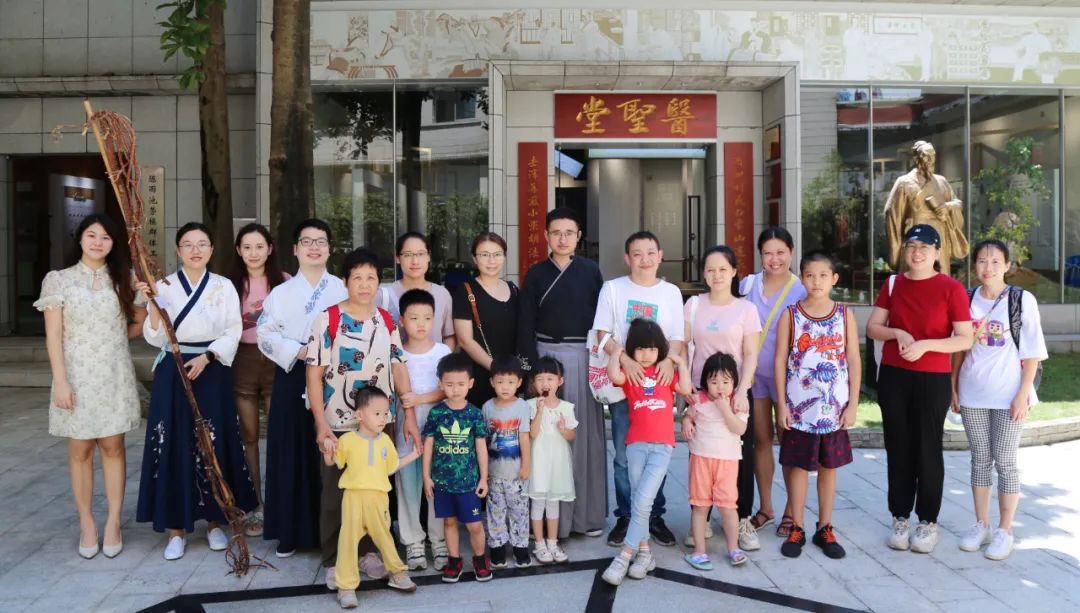 ѧǧ������ ����Ŵ��С�������ɽά��������Ʒ��vic��˾��֯��չ�����������